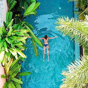  Villa Angam